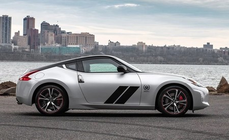 Nissan 370z 50th Anniversary Edition 2019 3
