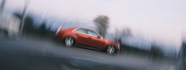 A ciência confirma: sentimos mais enjoo em carros elétricos porque nossos cérebros se acostumaram aos carros a gasolina 