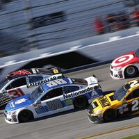 Netflix triunfó con la serie de la Fórmula 1. Ahora está preparando otra con la NASCAR y promete ser aún más espectacular 