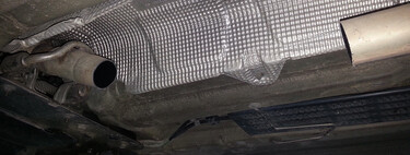 Hay una pieza en tu coche extremadamente fácil de robar y que está llena de metales preciosos