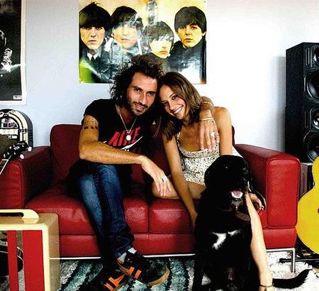 Michelle Jenner se liga a Leiva, el cantante de Pereza
