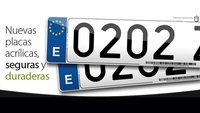 Nos olvidamos de la chapa, llegan las matrículas de plástico