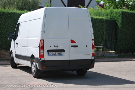 Nissan NV400
