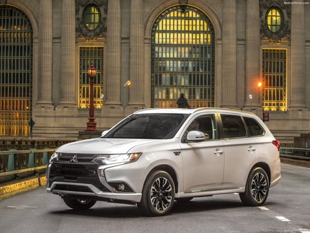 Mitsubishi Outlander Phev