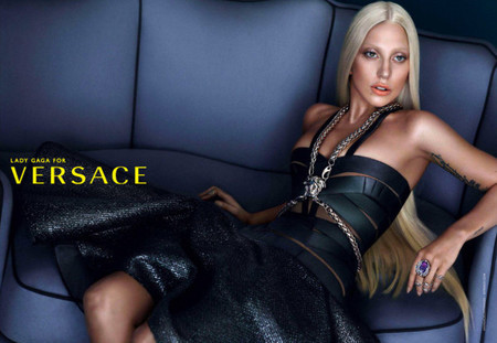 Marchando cuarto y mitad de photoshop para Lady Gaga