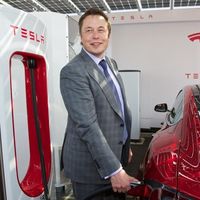Elon Musk recula de nuevo: Tesla seguirá cotizando en bolsa, porque así lo quieren sus inversores