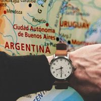 Se reabre el debate por el huso horario de Argentina: ¿estamos adelantados o atrasados? Jet lag social y los efectos en la salud 