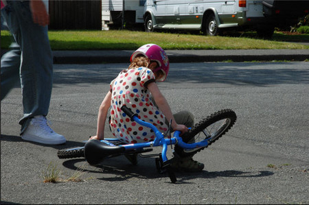 Nunca olvides estos consejos para actuar ante un accidente traumático en niños