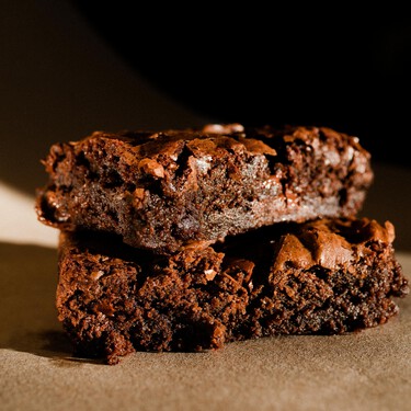 La receta del brownie saludable y ligero sin azúcar, apto para vagas en la cocina