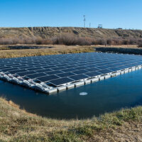 El gran plan de Aragón para llenar sus embalses de paneles solares acaba de naufragar por culpa de un olvido burocrático