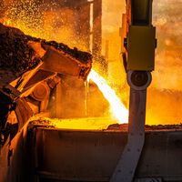 No hay aleación de metal capaz de soportar carga a más de 2.400 ºC sin ceder. China acaba de decir "sujétame el cubata"