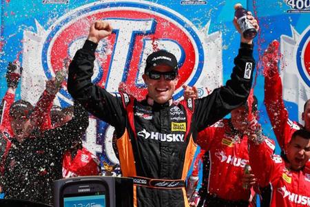 Matt Kenseth vuelve a ganar