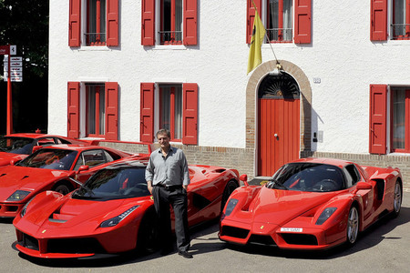 Jon Hunt y sus Ferraris