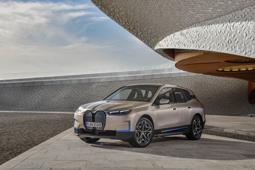 “Ok, boomer”: BMW defiende el diseño de sus coches eléctricos frente a sus haters, porque hasta la mala publicidad es buena