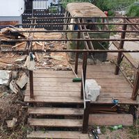 ¡Sorpresa! Una familia descubre que el baño y la despensa de su casa eran en realidad una antigua Ford Transit