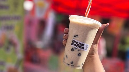 Así es la cubeta de bubble tea de 1 litro que encontrarás en el Bazar Marchanta este 30 y 31 de agosto
