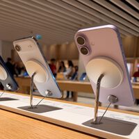 Apple domina el top mundial de ventas frente a Samsung: el iPhone 16 arrasa y el iPhone 17 Pro Max se cuela en el top 10 en tiempo récord 