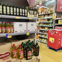 Carrefour deja el aceite de oliva La Española a precio de antes: 2,79 euros el litro 