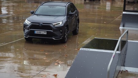 Toyota Rav4 Plugin Style Plus 1