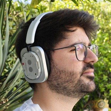 Nothing Headphone (1)
