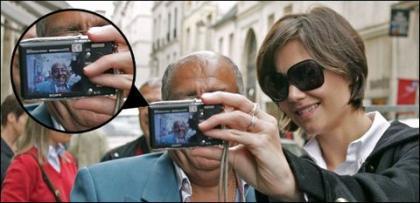 Katie Holmes se escapa de la foto
