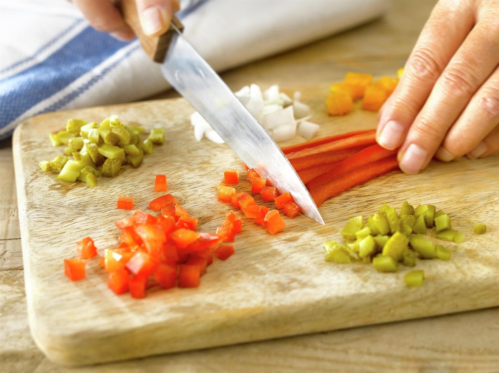 Cortes básicos de verduras y frutas en gastronomía