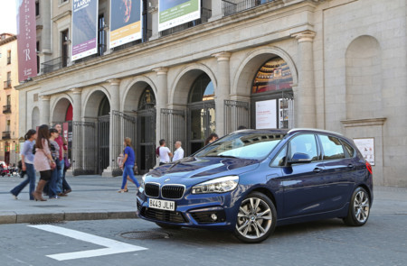 Bmw Serie 2 Active Tourer 225xe 23