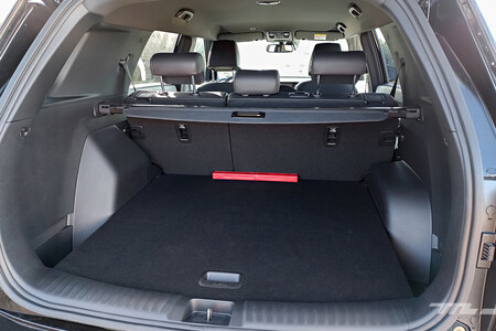 Ssangyong Torres maletero