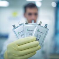 Cargar un coche eléctrico en cinco minutos: StoreDot asegura tener listo su primer lote de baterías de carga ultrarrápida