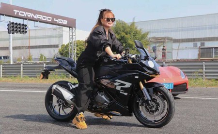 Benelli Tornado 402 Presentada