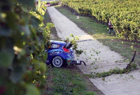 Petter Solberg admite su error y es advertido por los comisarios