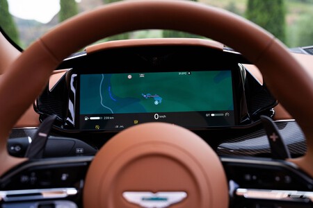 Aston Martin Vanquish Volante 2025 Prueba 022
