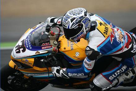 Max Neukirchner bate el récord de Cheste con la Suzuki GSX-R 1000