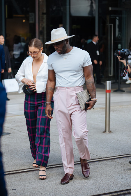 El mejor streetstyle de la semana: peinados y sombreros que dan personalidad a tu look