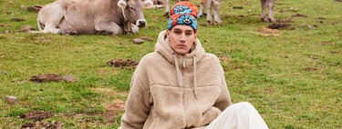 Cinco cazadoras efecto pelo de Bershka para no pasar ni frío ni inadvertidos este invierno 