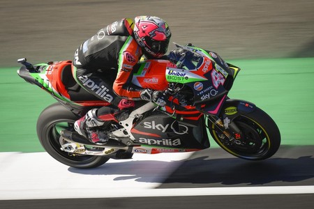 Aleix Espargaró descarta irse a Superbikes: "O triunfo en MotoGP o me retiraré pronto"