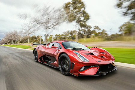 El Brabham BT62R de 710 CV es una bestia de circuito apenas domesticada para poder circular legalmente por carretera