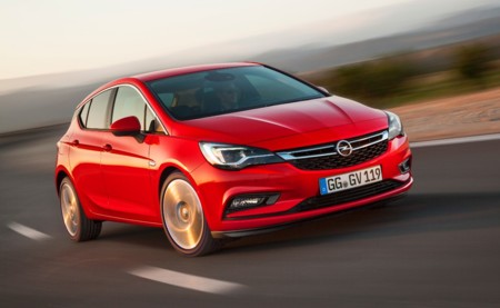 El nuevo Astra estrenará un motor de gasolina que pinta bien