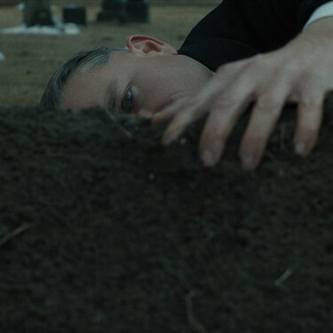 Monster The Ed Gein Story N S1 E1 00 38 54 10r