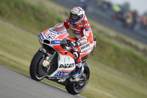 Andrea Dovizioso da el primer golpe en Alemania y es el más rápido del viernes en MotoGP