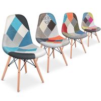Por 69 euros en eBay tenemos este pack de dos sillas comedor vintage tapizadas estilo Patchwork multicolor de McHaus 