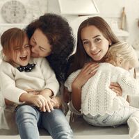 La empatía se hereda de abuelos a hijos y nietos. Un estudio ha seguido a tres generaciones durante 25 años 