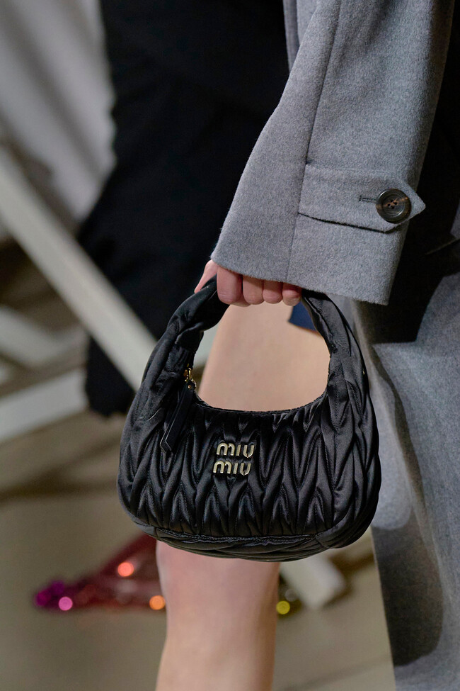 Miu Miu Clp F22 055