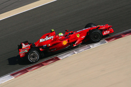 Ferrari y Toyota concluyen sus test en Bahrein