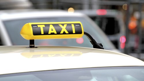 Los taxistas piden 5.000 licencias VTC, pero eso no es lo más relevante sobre el tema