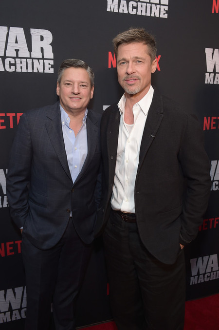 Brad Pitt da mala nota con un look que se pasa de descuidado en la proyección de 'War Machine'