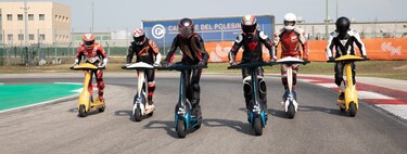 eSkootr: el "mundial" de patinetes eléctricos que cogen los 100 km/h está listo para empezar en 2022... de momento 
