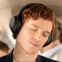Los auriculares Sony que están arrasando en ventas tienen el mejor sonido, cancelación de ruido automatizada y 30 horas de batería