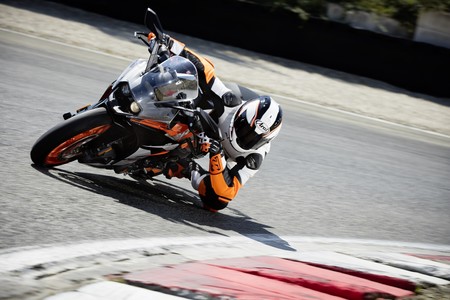 KTM podría estar cocinando una KTM 790 SMT y una nueva gama media premium de 500 cc