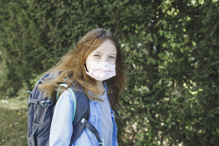 Los niños y jóvenes de 10 a 19 años se contagian de Covid-19 tanto como los adultos: la vuelta al colegio podrá traer rebrotes